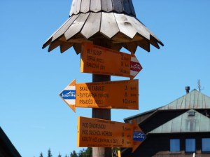 tourist-signpost